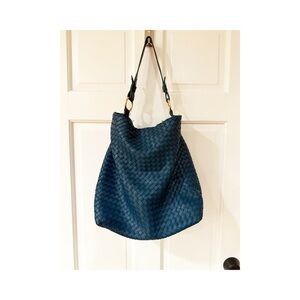 Lulu Dharma Bucket Bag Purse, Blue Green Woven Shoulder Bag